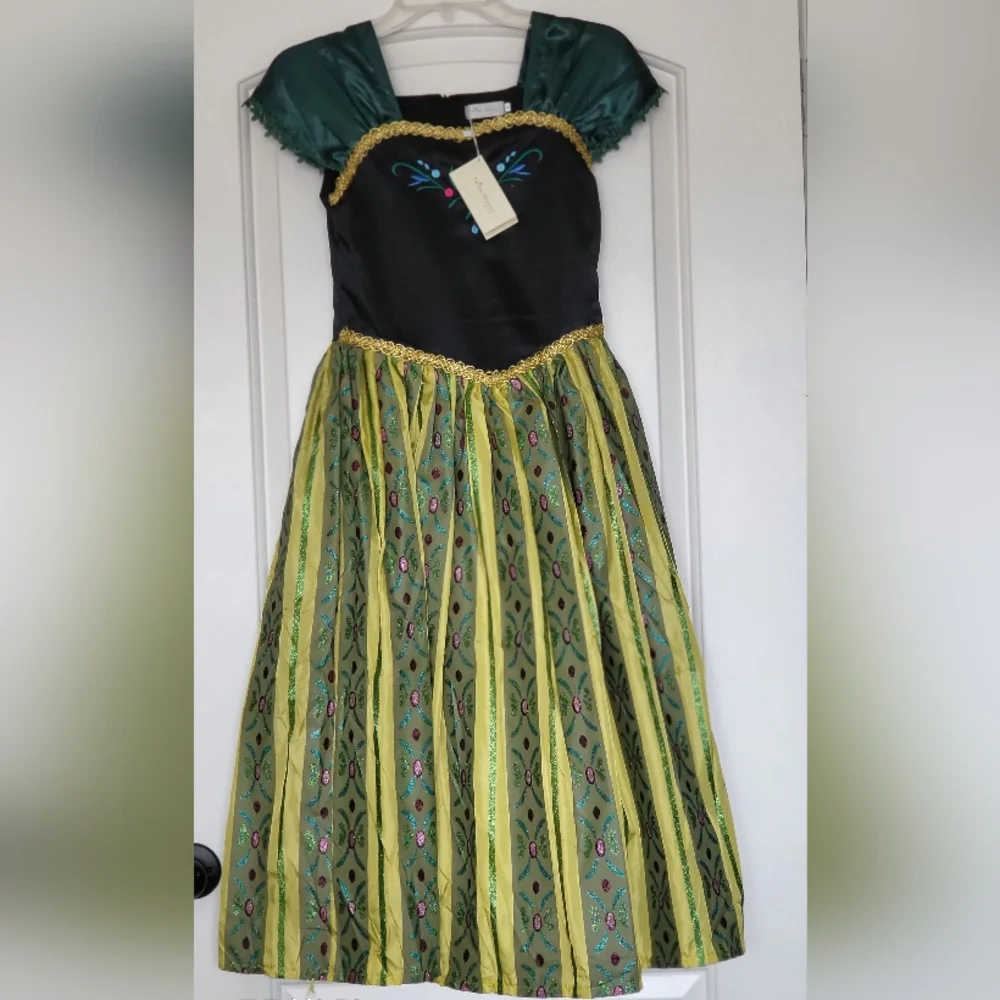 ♥️NWT♥️ TRISH SCULLY PLATINUM COLLECTION GIRLS COSTUME - Picture 13 of 13